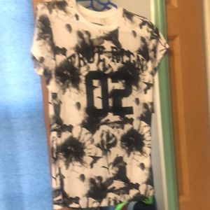 COPY - True religion small tee new